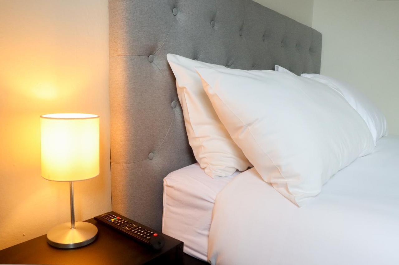 Tates Hotel Γουίνσδορ Εξωτερικό φωτογραφία