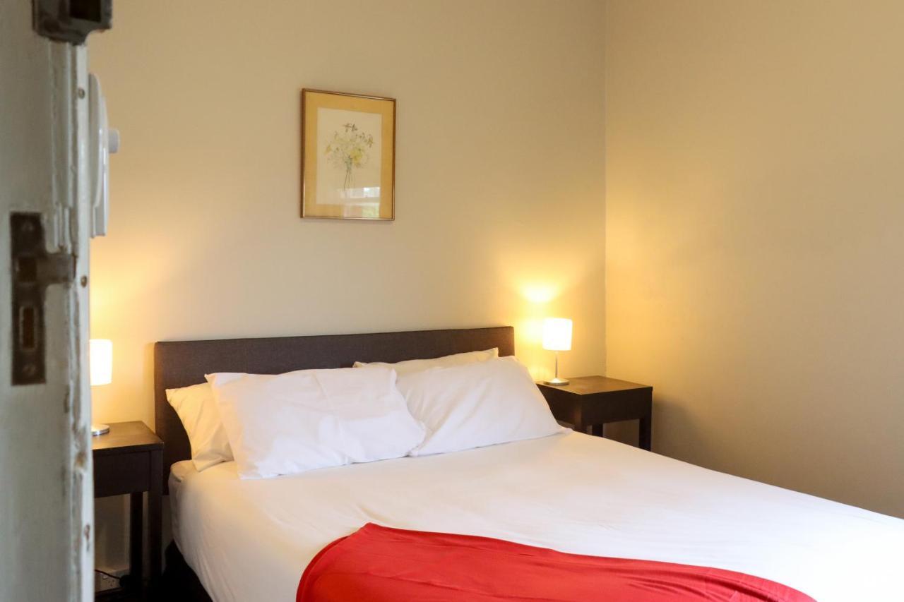 Tates Hotel Γουίνσδορ Εξωτερικό φωτογραφία